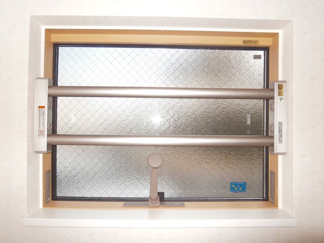 窓の防犯対策 ＬＩＸＩＬ室内面格子 事例2 名古屋市緑区